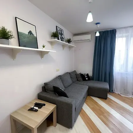 Apartment Gambit Apartment *